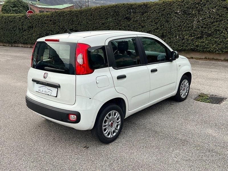 Usata Fiat Panda Connect 69 CV (50 kW) 2019 Bianco Utilitaria