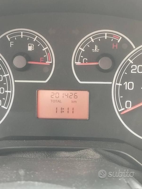 Usata Fiat Grande Punto 65 CV (47 kW) 2011 Blu Utilitaria