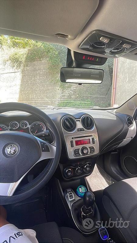 Usata Alfa Romeo MiTo 95 CV (69 kW) 2010 Nero Utilitaria