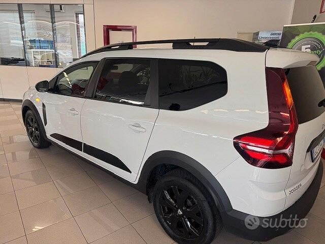 Usata Dacia Jogger 100 CV (73 kW) 2022 Bianco Monovolume