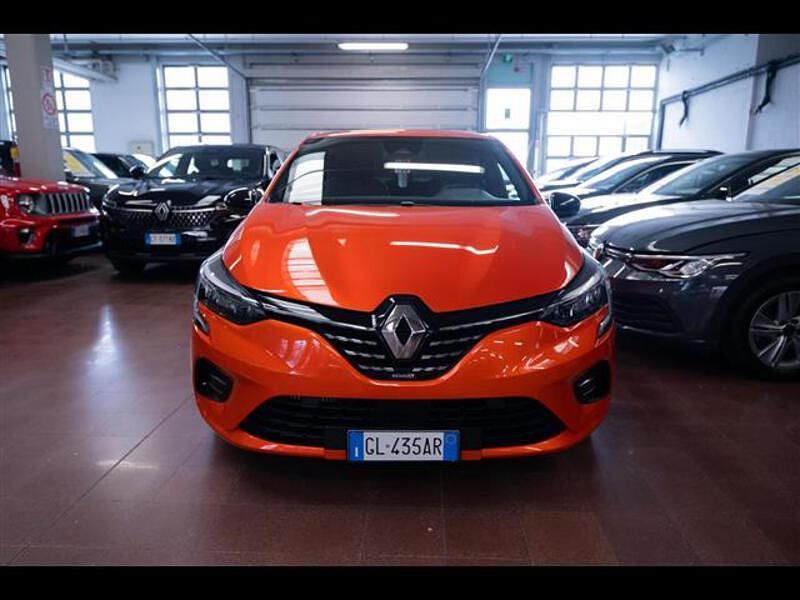 Usata Renault Clio V Intens 90 CV (66 kW) 2022 Grigio chiaro