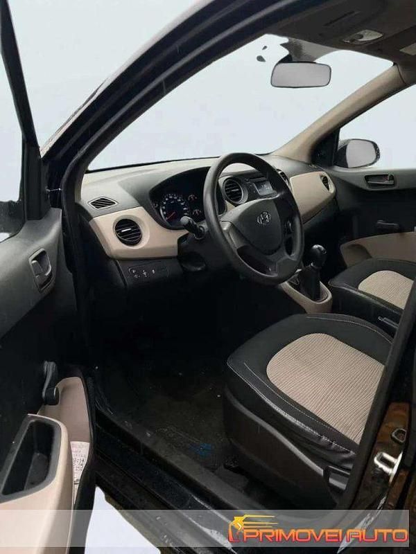 Usata Hyundai i10 Classic 66 CV (48 kW) 2014 Nero Utilitaria