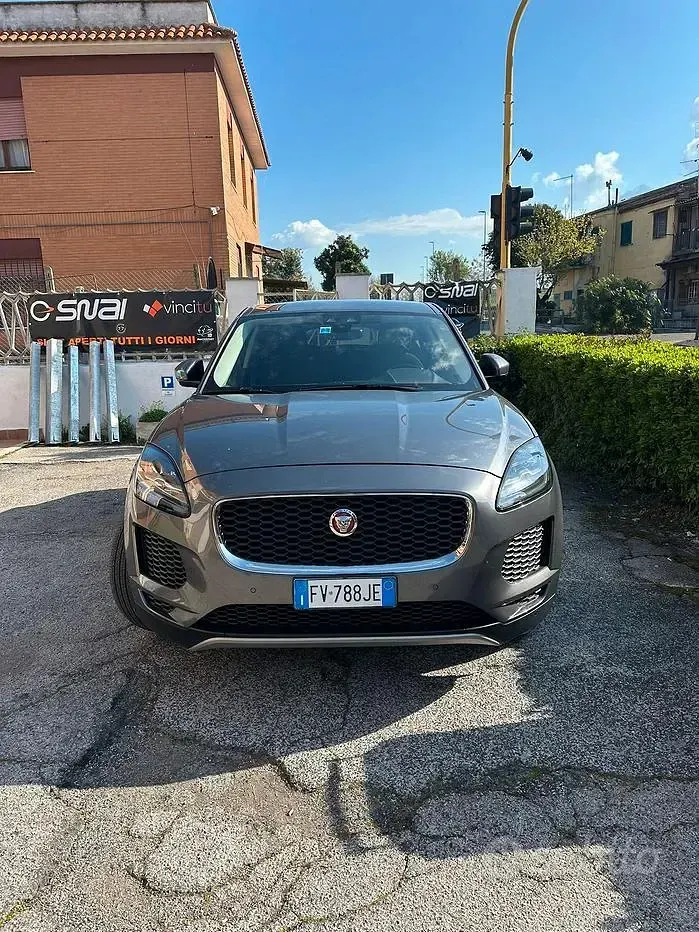 Usata Jaguar E-Pace 150 CV (110 kW) 2019 Grigio SUV