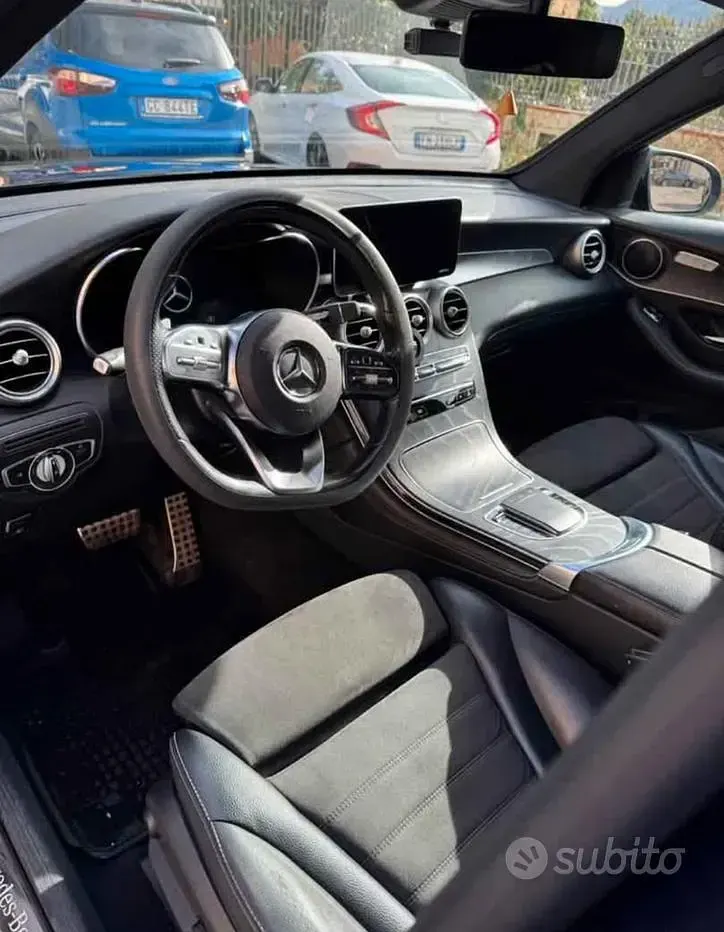 Usata Mercedes GLC300 Premium Plus 245 CV (180 kW) 2020 Blu SUV