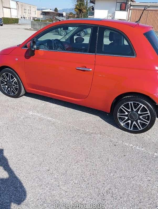 Usata Fiat 500 Lounge 69 CV (50 kW) 2017 Rosso Utilitaria