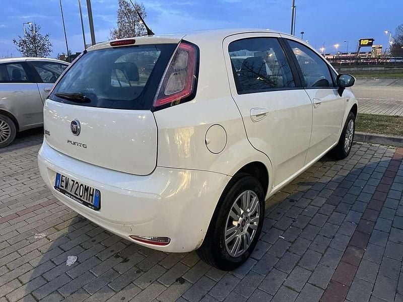 Usata Fiat Punto Street 69 CV (50 kW) 2014 Utilitaria