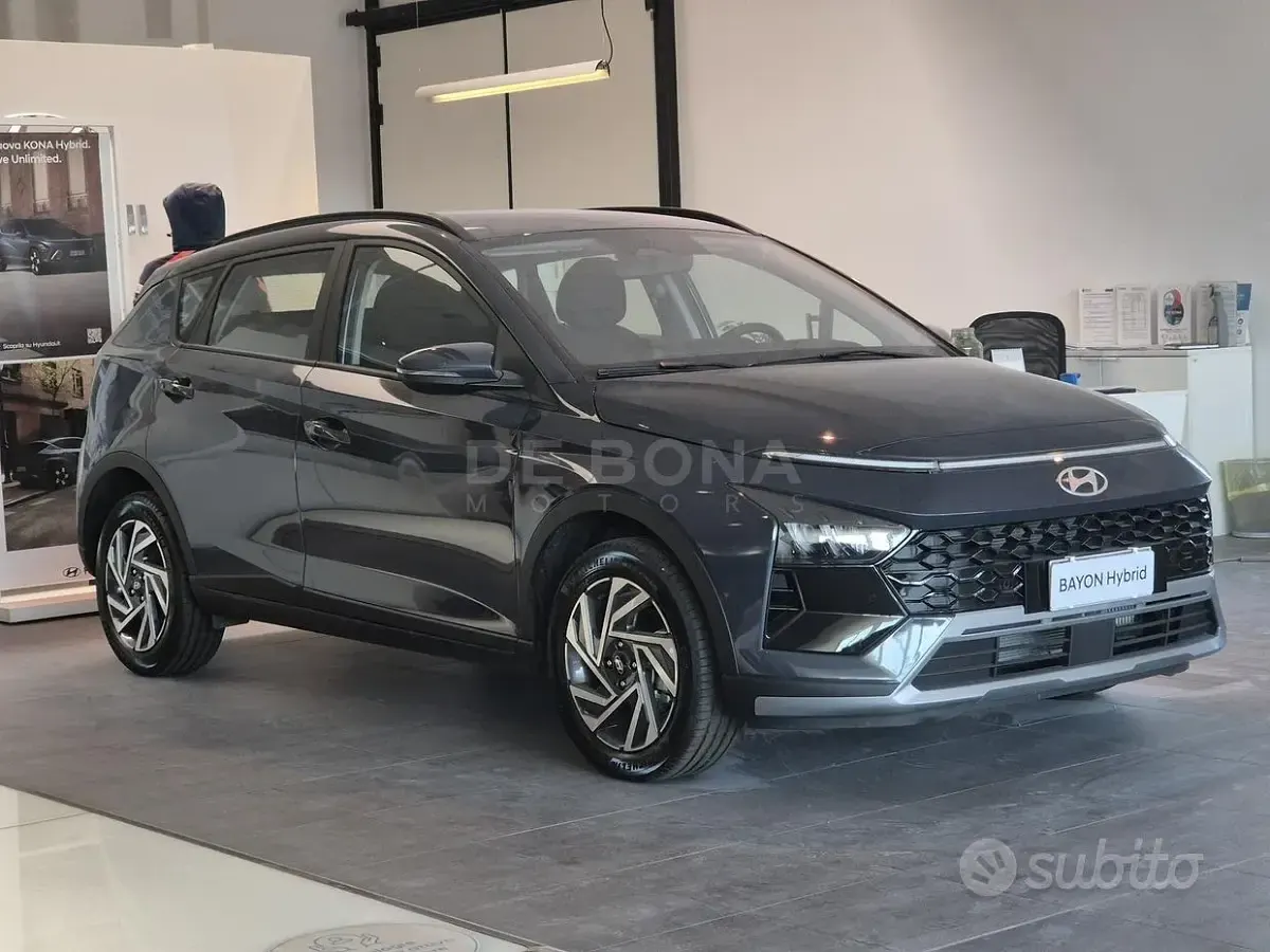 Nuova Hyundai Bayon 101 CV (74 kW) 2025 Grigio SUV