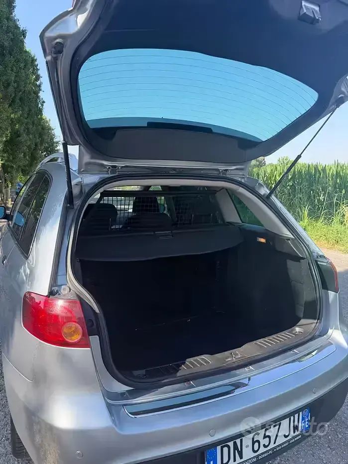Usata Fiat Croma Dynamic 140 CV (102 kW) 2008 Grigio Station wagon