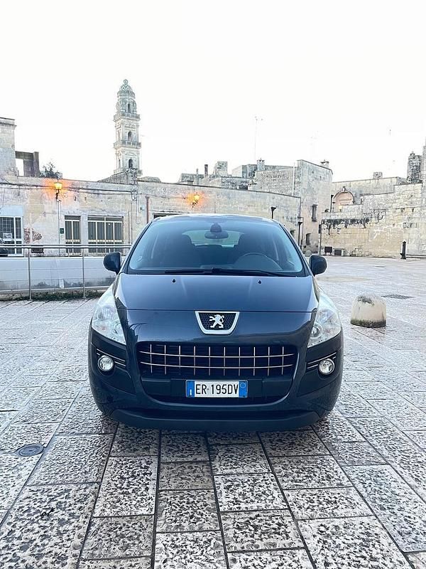 Usata Peugeot 3008 Business-Line 115 CV (84 kW) 2013 Grigio Station wagon