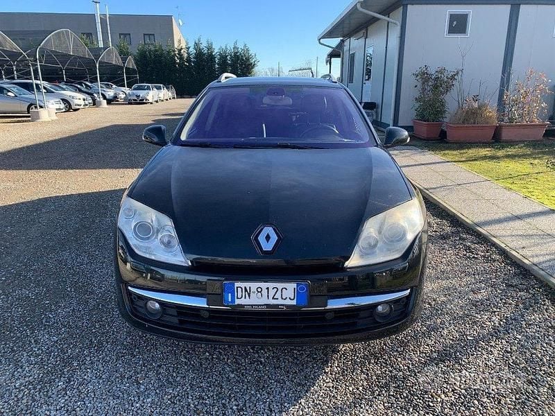 Usata Renault Laguna III Initiale 150 CV (110 kW) 2008 Nero Station wagon