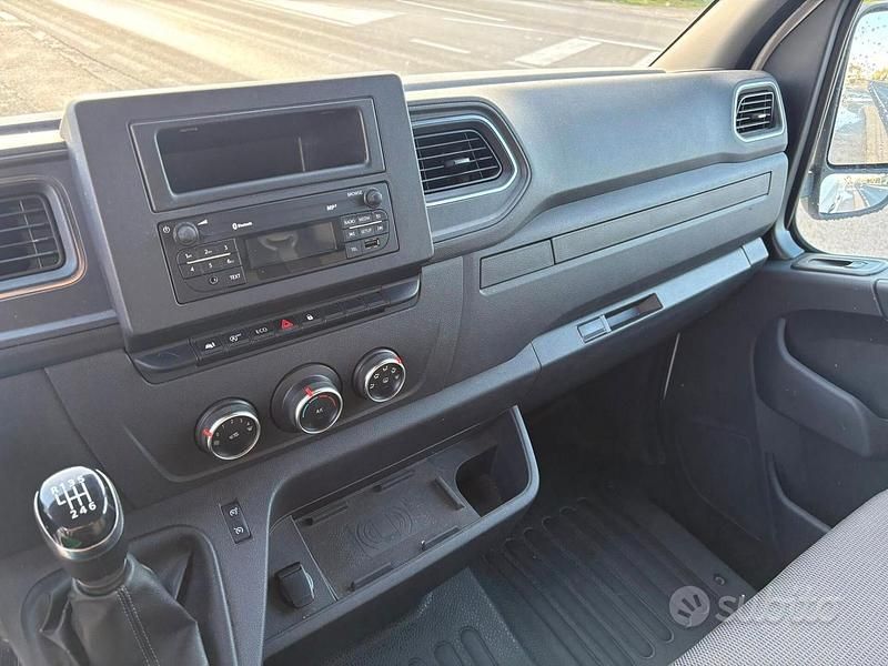 Usata Renault Master 150 CV (110 kW) 2020 Bianco Berlina