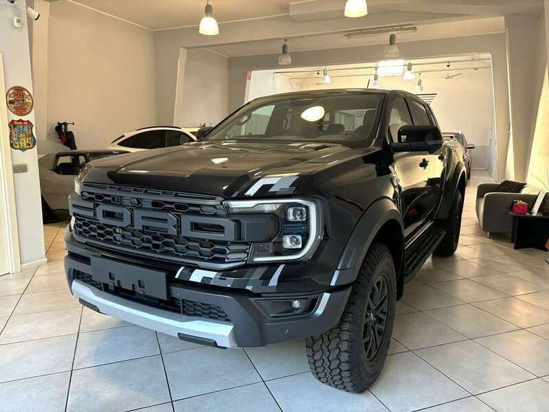 Nero absolute black met. Nuova 2025 Ford Ranger Raptor Pick-up | 59.999 € (Buon prezzo) - Immagine 1/4