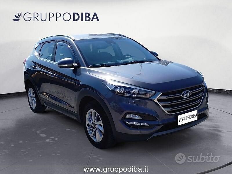 Usata Hyundai Tucson Xpossible 141 CV (103 kW) 2016 Grigio SUV