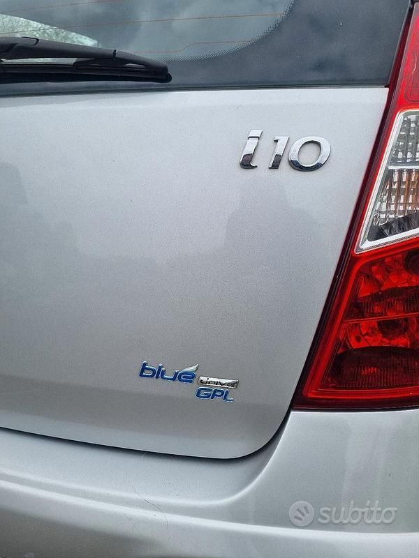 Usata Hyundai i10 69 CV (50 kW) 2013 Grigio Utilitaria