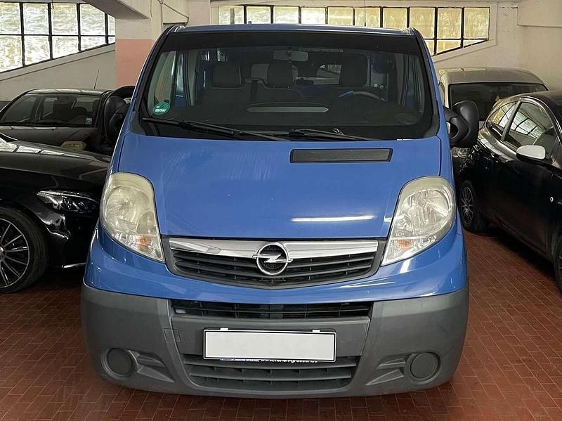 Blu/azzurro Usata 2009 Opel Vivaro Monovolume | 6490 € - Immagine 1/4