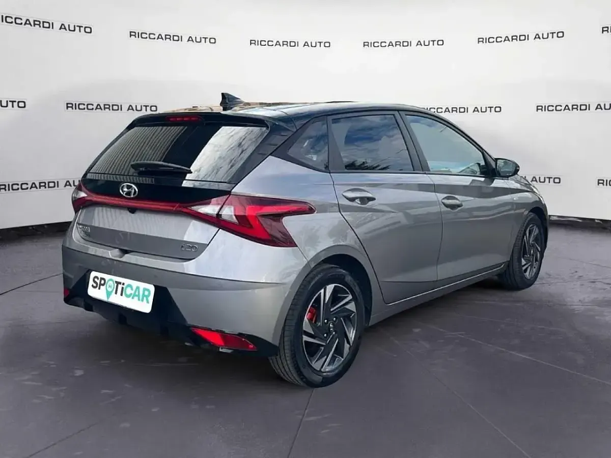 Occasion Hyundai i20 99 ch (72 kW) 2021 Gris Citadine