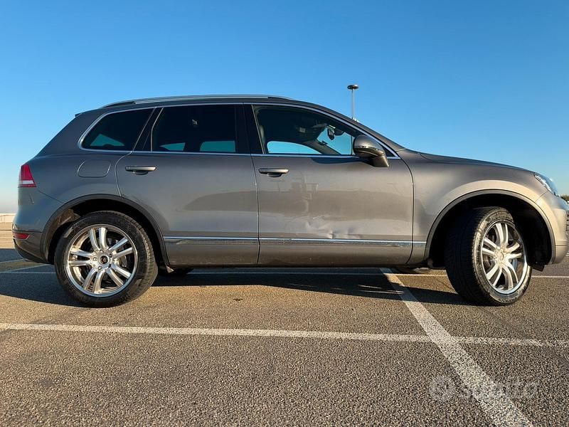 Usata VW Touareg Terrain Tech 245 CV (180 kW) 2013 Grigio SUV
