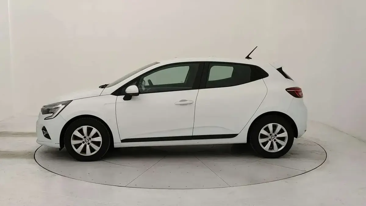 Usata Renault Clio Business 86 CV (63 kW) 2021 Bianco Utilitaria