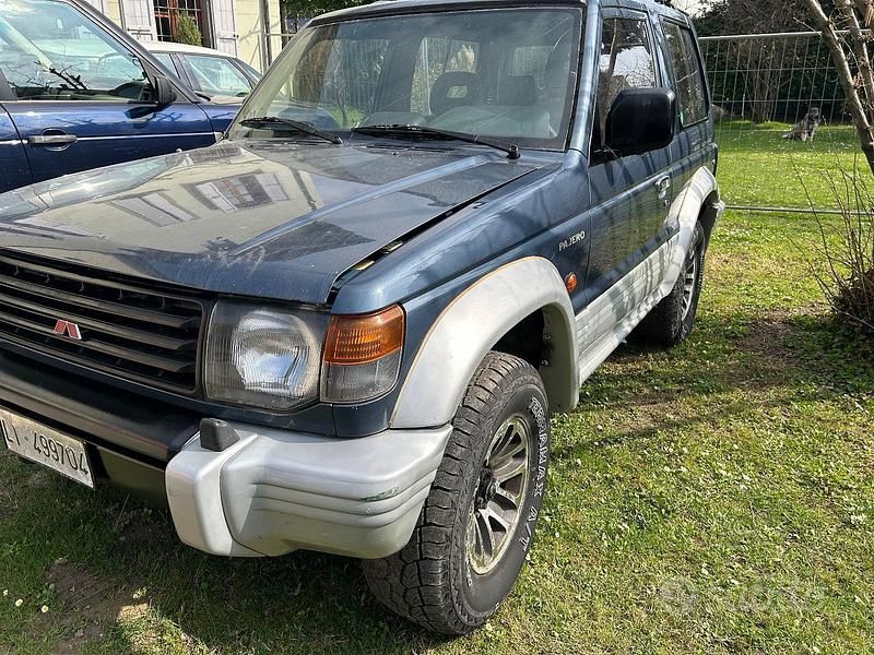 Usata Mitsubishi Pajero 1992 Blu SUV