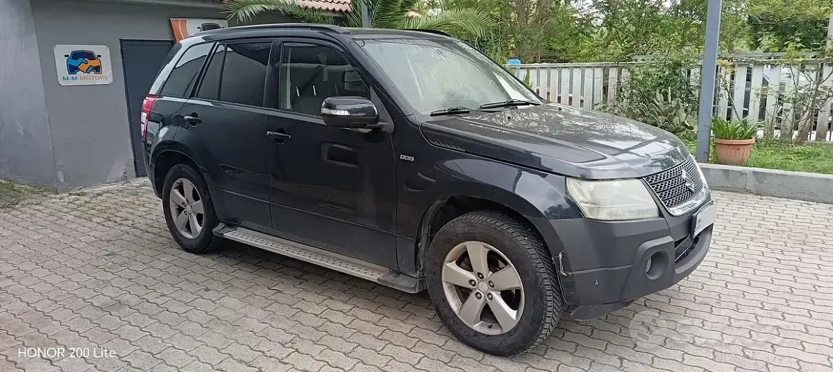 Usata Suzuki Vitara 130 CV (95 kW) 2009 Nero Berlina