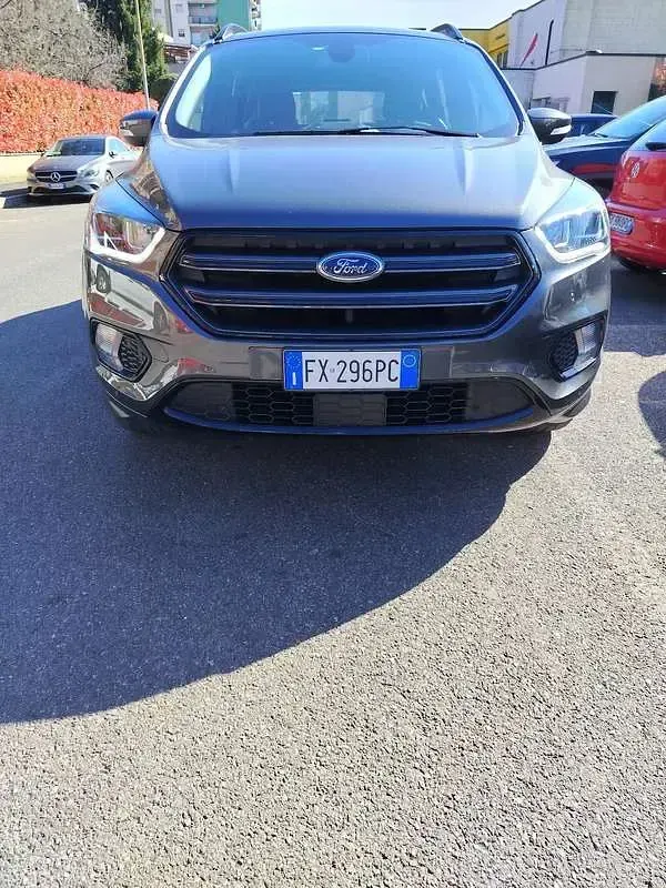 Usata Ford Kuga ST-Line 120 CV (88 kW) 2019 SUV