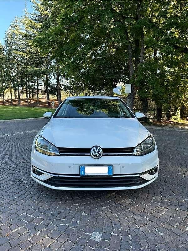 Usata VW Golf VII Highline 110 CV (80 kW) 2015 Bianco Berlina
