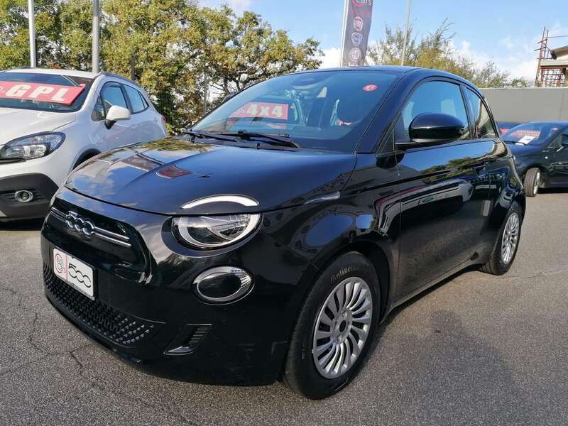 Other Usata 2021 Fiat 500e Action Due volumi | 13.900 € (Buon prezzo) - Immagine 1/4