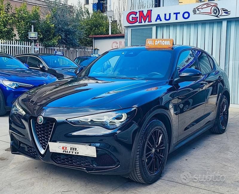 Usata Alfa Romeo Stelvio 160 CV (117 kW) 2023 Nero SUV