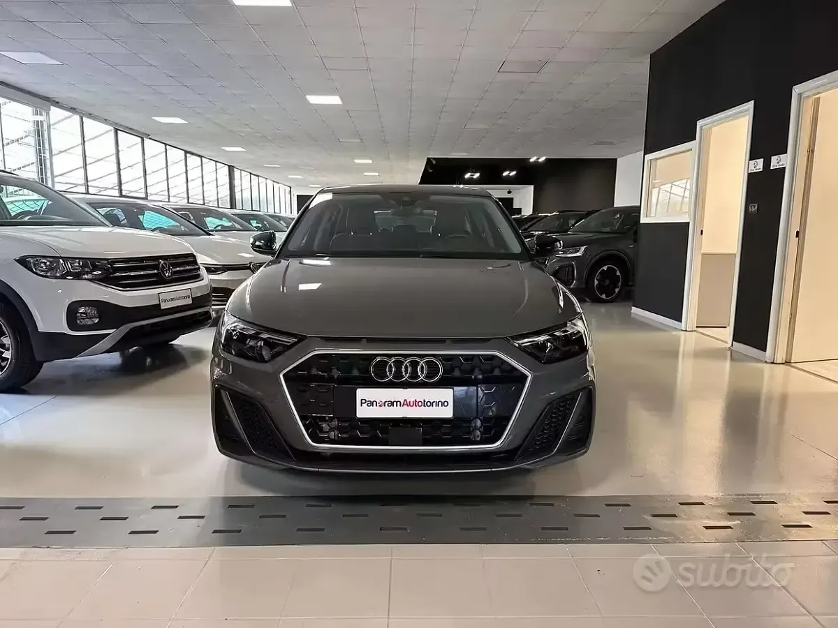 Occasion Audi A1 Sportback S-Line 116 ch (85 kW) 2025 Gris Citadine