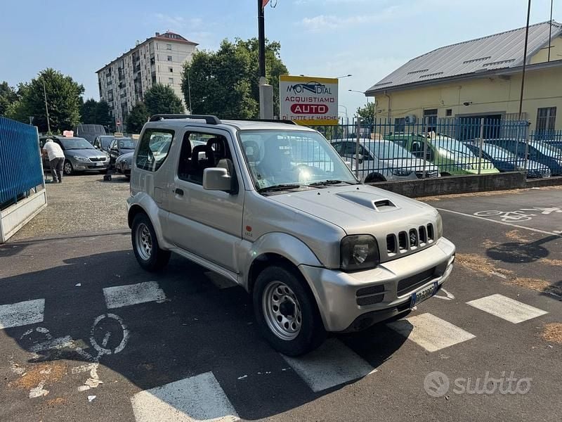 Grigio Usata 2006 Suzuki Jimny SUV | 8450 € (Super prezzo) - Immagine 1/4