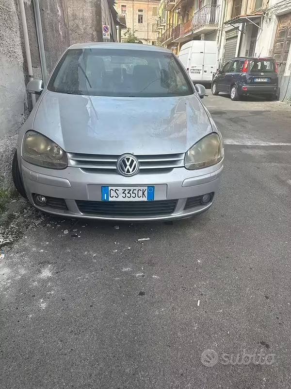 Usata VW Golf IV 2005 Grigio Berlina