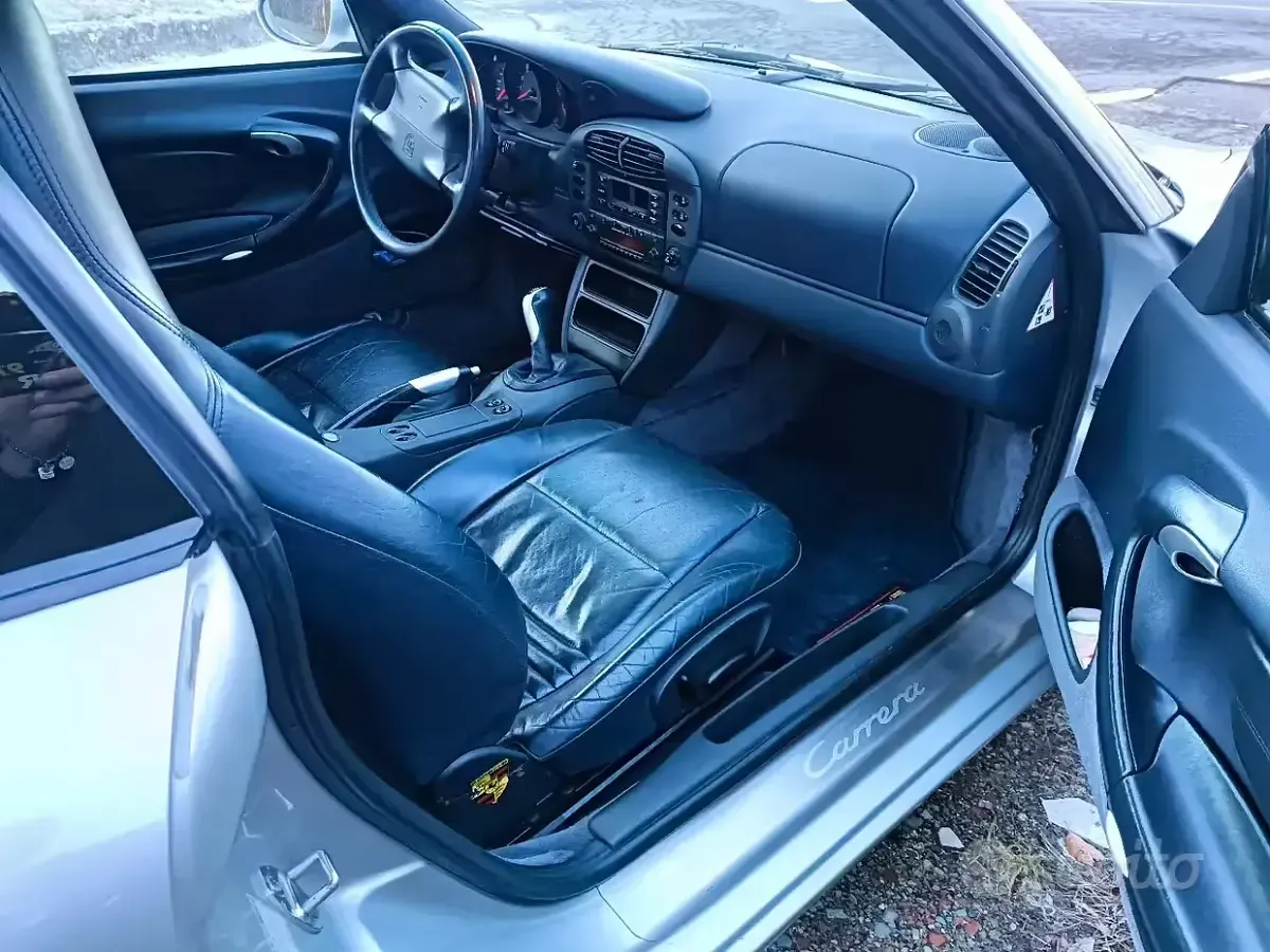 Usata Porsche 996 300 CV (220 kW) 1998 Grigio