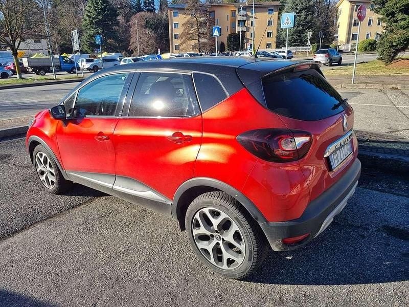 Usata Renault Captur Bose Edition 65 CV (47 kW) 2018 Rosso SUV