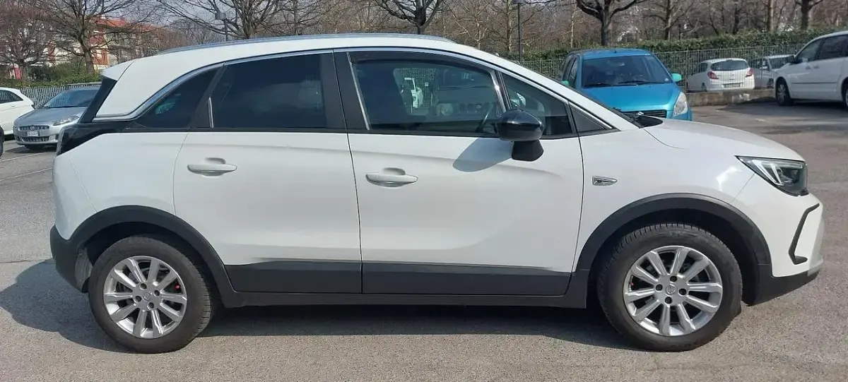 Usata Opel Crossland Ultimate 110 CV (80 kW) 2022 Bianco SUV