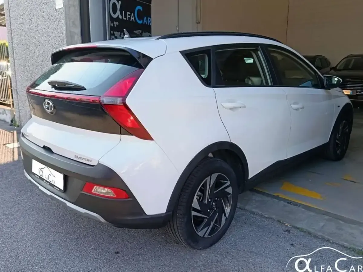 Occasion Hyundai Bayon 101 ch (74 kW) 2024 Blanc SUV
