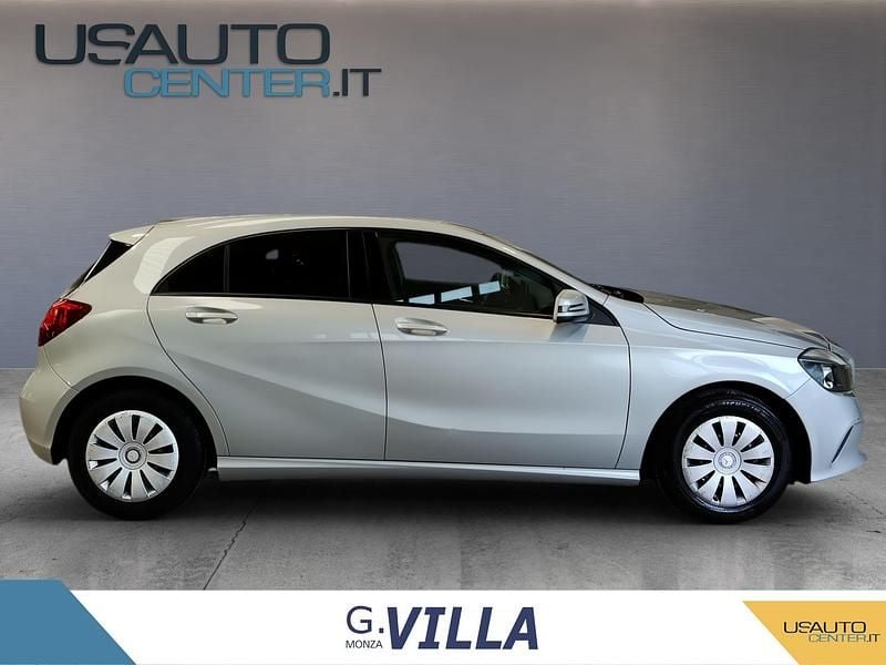 Usata Mercedes A160 Business 90 CV (66 kW) 2017 Nero Utilitaria