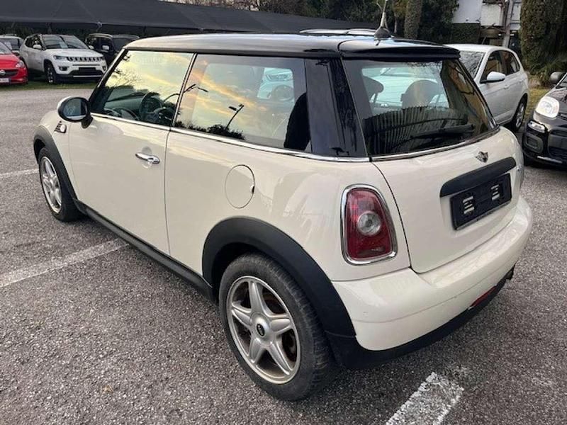 Usata Mini ONE 95 CV (69 kW) 2010 Beige Utilitaria
