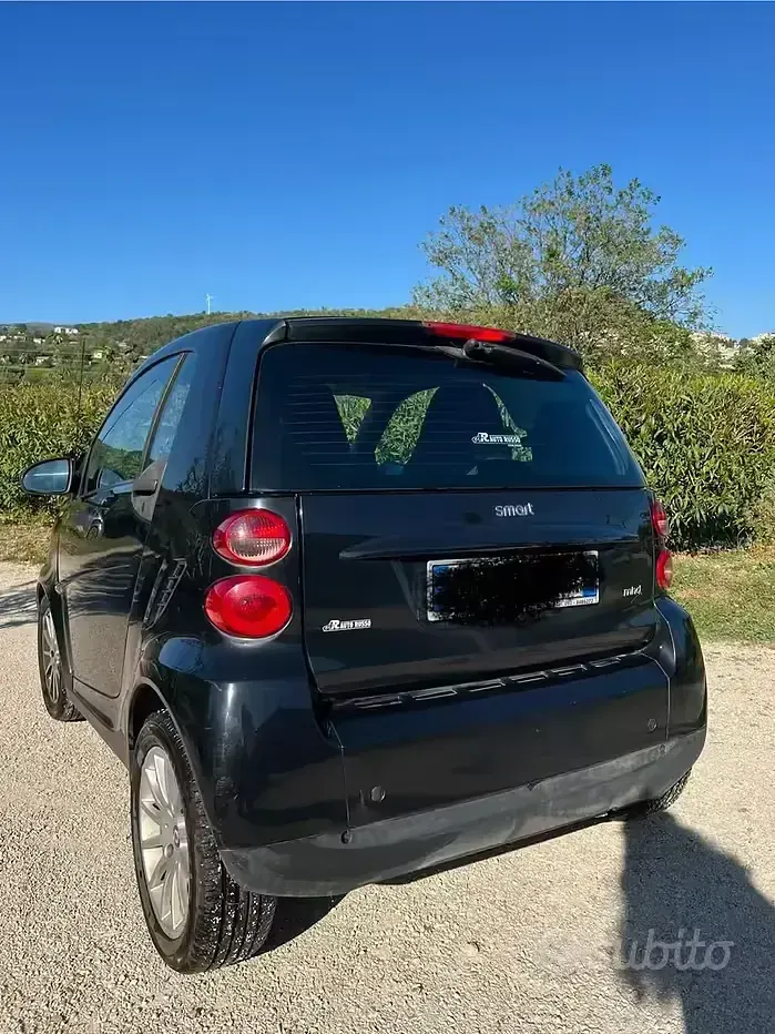 Usata Smart ForTwo Coupé 71 CV (52 kW) 2011 Nero Coupé