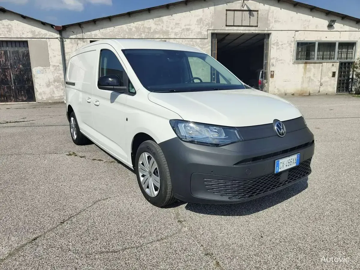 Usata VW Caddy Maxi 102 CV (75 kW) 2024 Bianco Monovolume