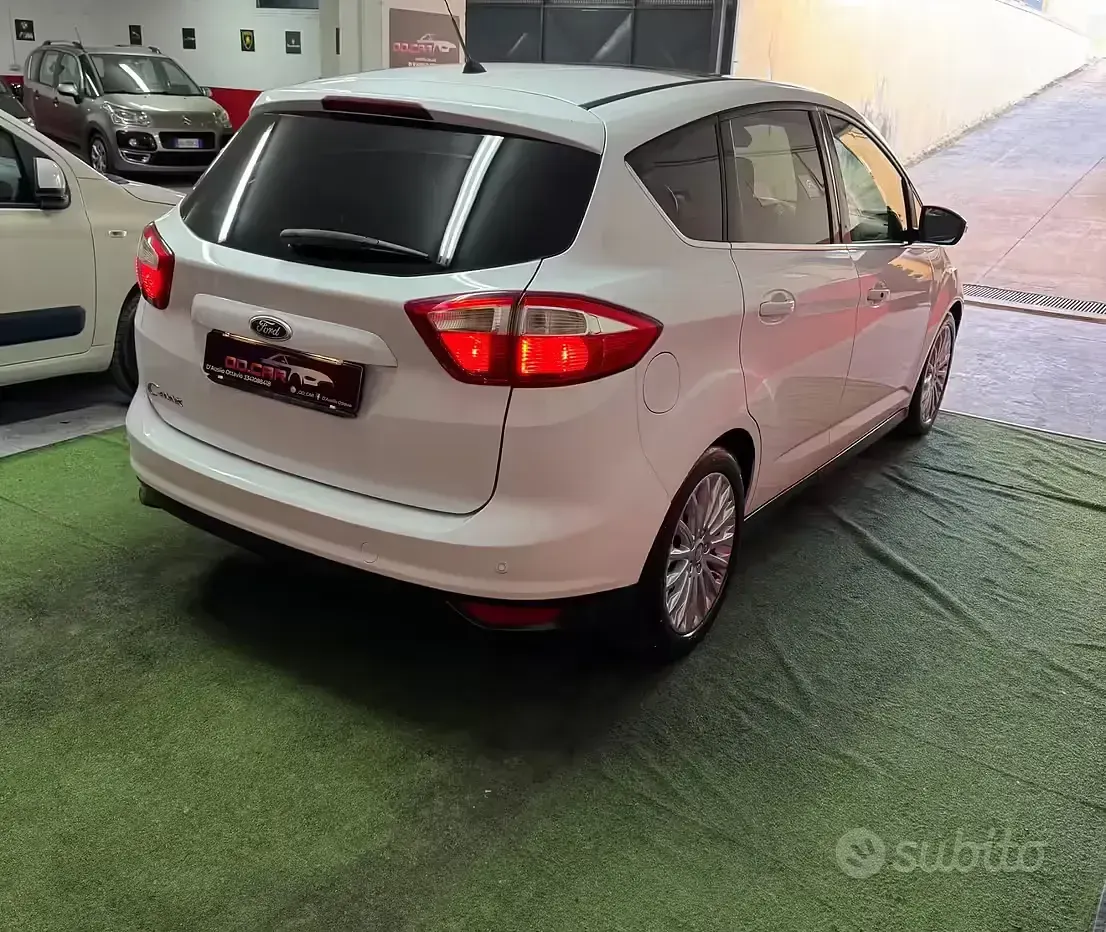 Gebraucht Ford C-MAX Titanium 115 PS (84 kW) 2011 Weiß Van / Kleinbus