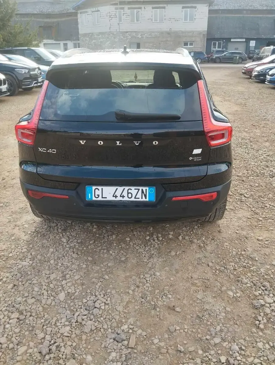 Usata Volvo XC40 Ultimate 129 CV (94 kW) 2022 Nero SUV