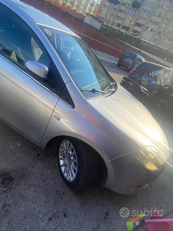 Usata Fiat Bravo 103 CV (75 kW) 2011 Grigio Utilitaria