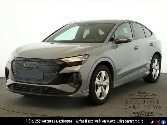 Grigio(met.) Usata 2024 Audi Q4 e-tron S-Line SUV | 38.890 € (Super prezzo) - Immagine 1/4