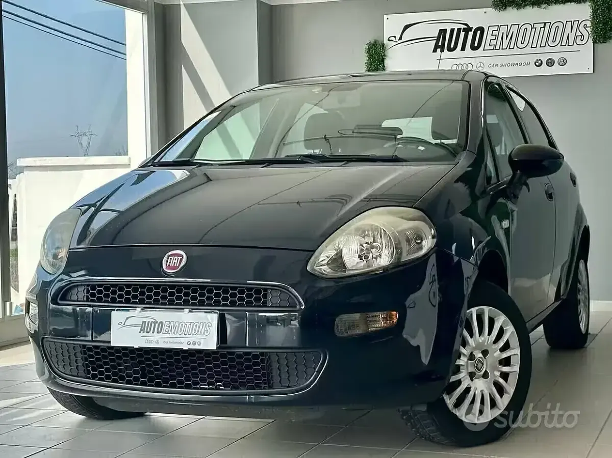 Usata Fiat Grande Punto 77 CV (56 kW) 2017 Nero Utilitaria