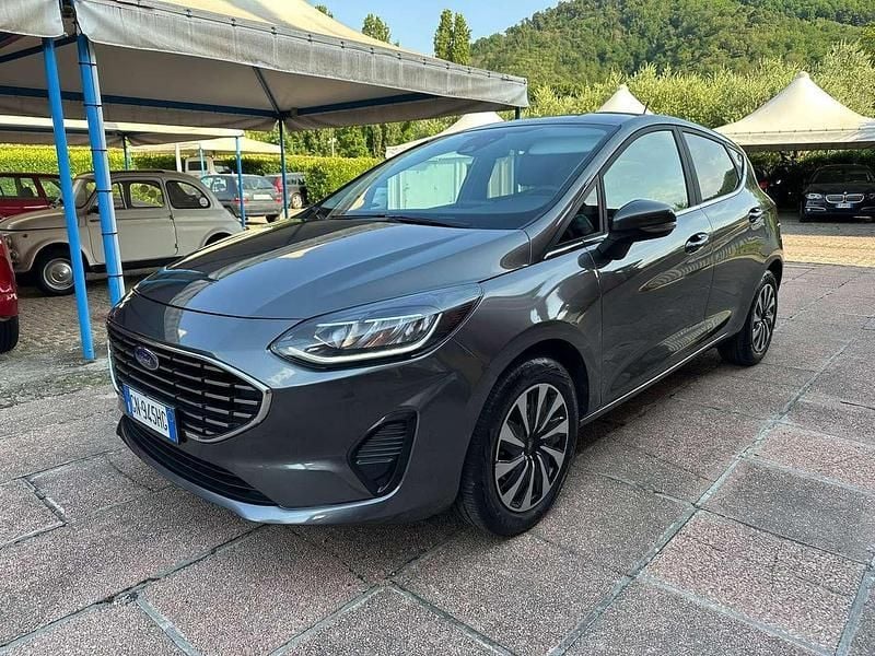 Usata Ford Fiesta Titanium 75 CV (55 kW) 2023 Grigio Utilitaria