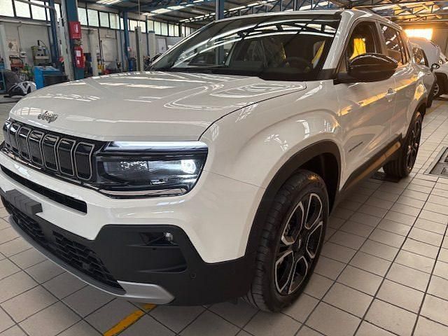 Usata Jeep Avenger Summit 100 CV (73 kW) 2024 Bianco SUV