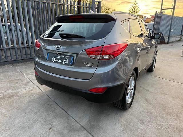 Käytetty Hyundai ix35 Style 116 HP (85 kW) 2012 Harmaa Katumaasturi