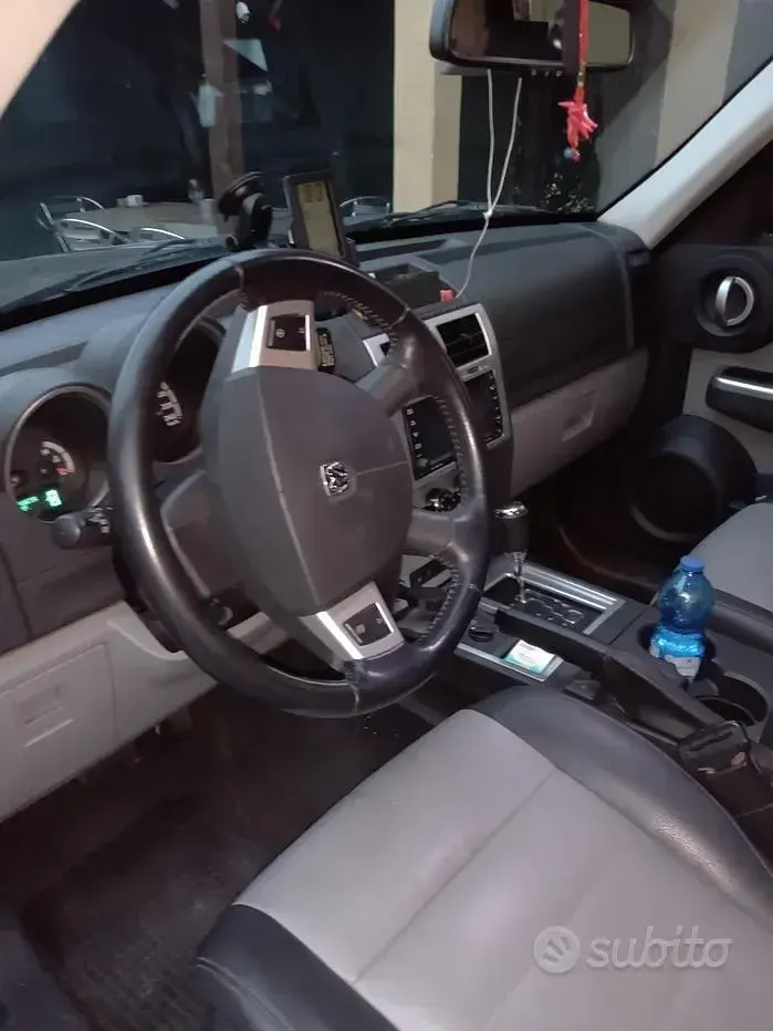 Usata Dodge Nitro 177 CV (130 kW) 2010 Nero SUV