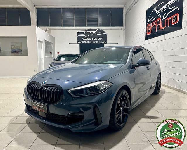 Usata BMW 116 M Sport 116 CV (85 kW) 2021 Grigio Utilitaria