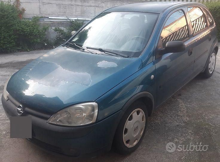 Usata Opel Corsa 75 CV (55 kW) 2001 Blu Utilitaria